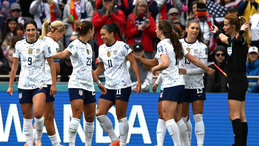 Kadınlar Dünya Kupası’nda ABD Gruptan Eleştiriler Eşliğinde Çıktı