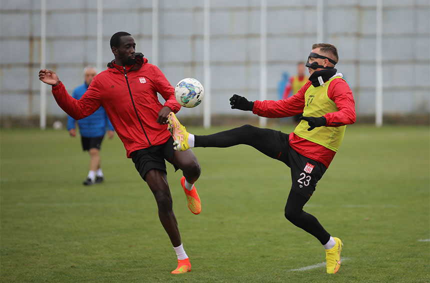 Sivasspor – Ümraniyespor Maç Önü Notları