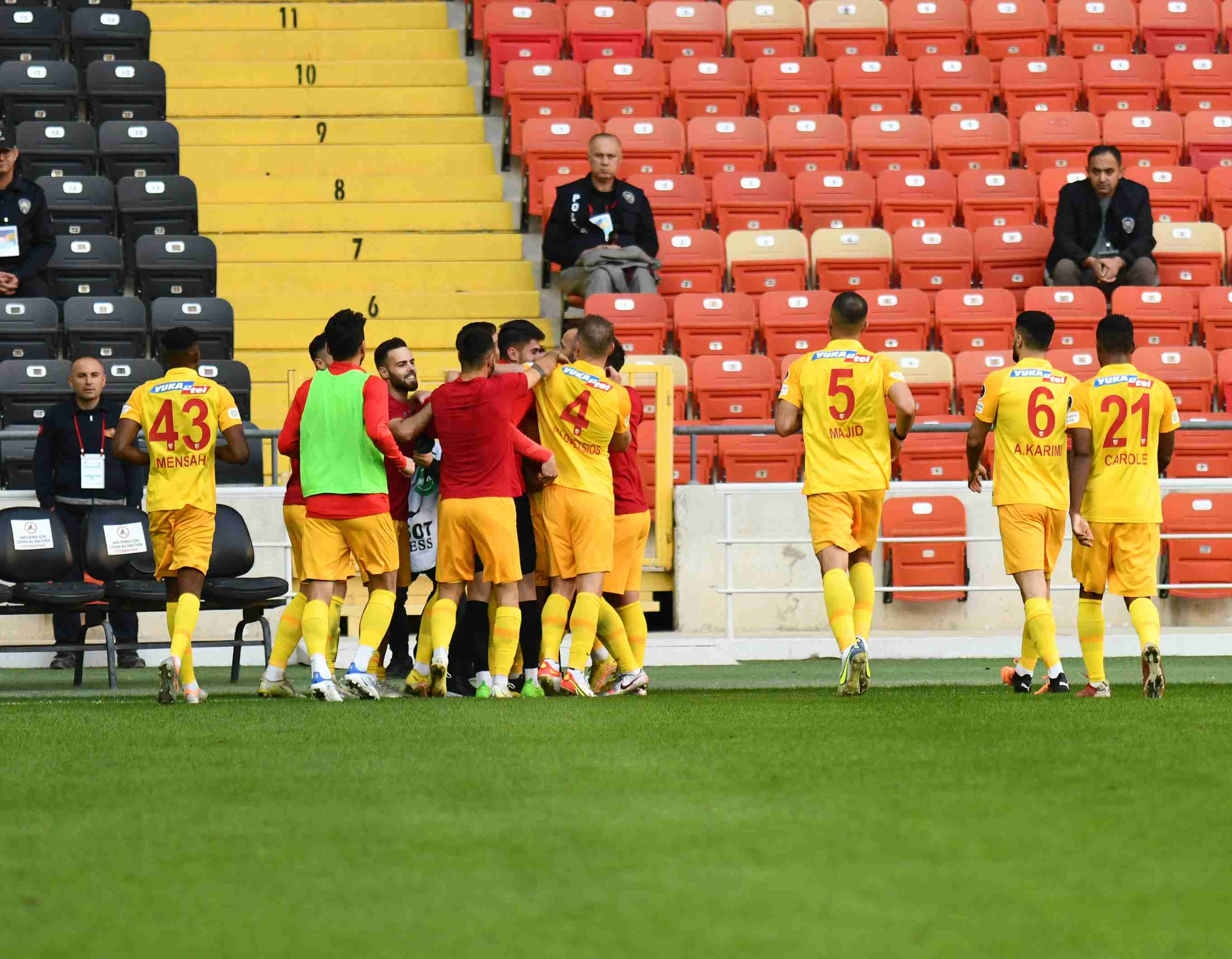Kayserispor 88’de Güldü