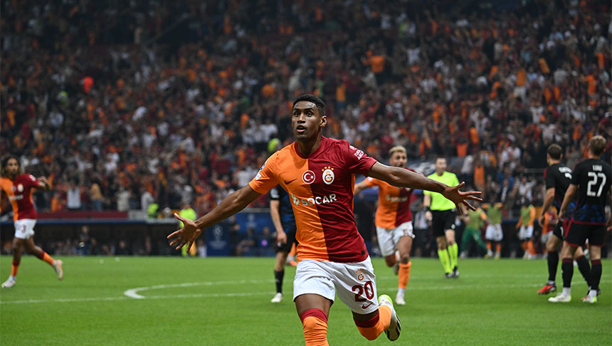 Galatasaray 1 Puanı Son Bölümde Aldı