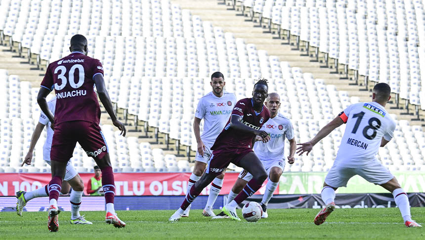 Trabzonspor Bu Sezon İlk Kez Berabere Kaldı
