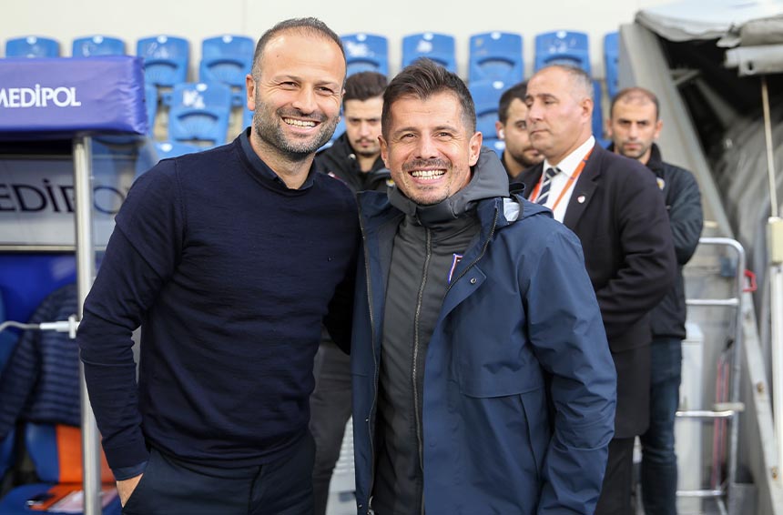 Süper Lig’de Bir Teknik Direktör Daha Görevinden Ayrıldı