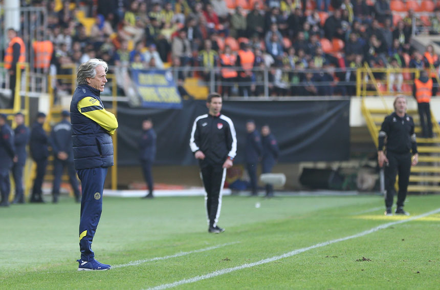 Jorge Jesus'un Ofsayt Taktiği ve Bunu Uygulayan Takımlar