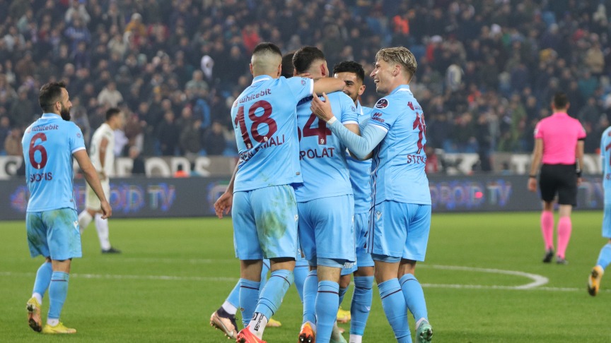 Trabzonspor İç Sahadaki Namağlup Serisini 33 Maça Çıkardı